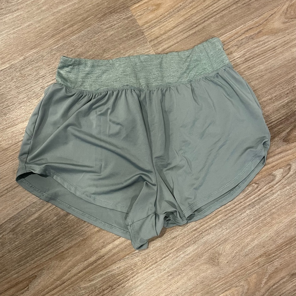 High waisted flowy shorts